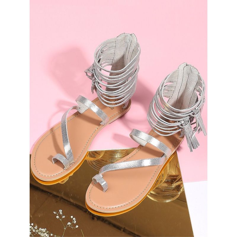 Tao Paris IVY NEW Silver Flats (UK 9)