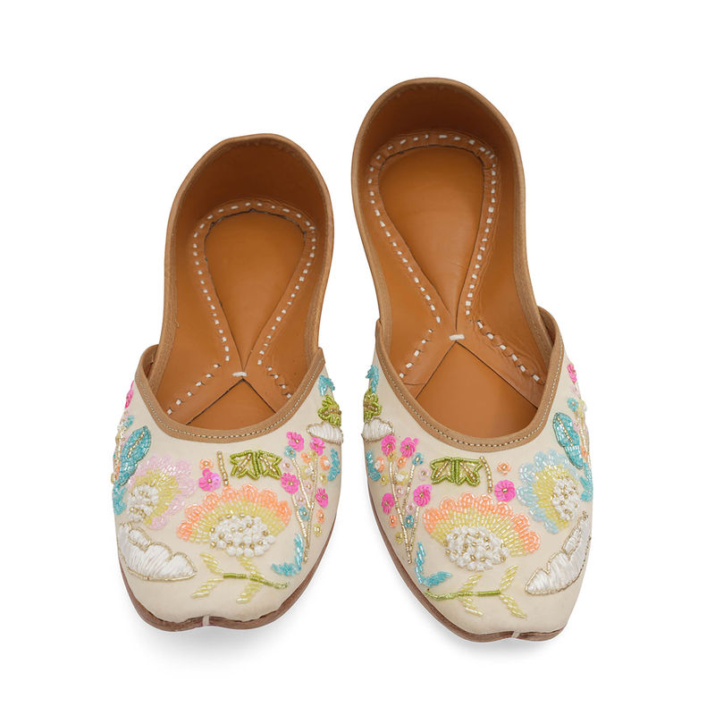 NR BY NIDHI RATHI Multicolored Embroidered Ethnic Juttis (EURO 36)