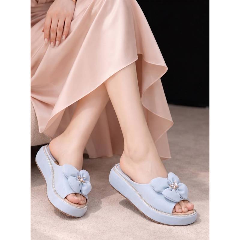 Alberto Torresi Women Aqua TPR Sandals (UK 4)