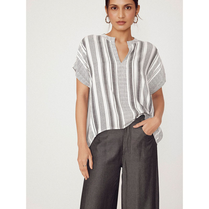 The Label Life Striped Extended Sleeve Top (XS)