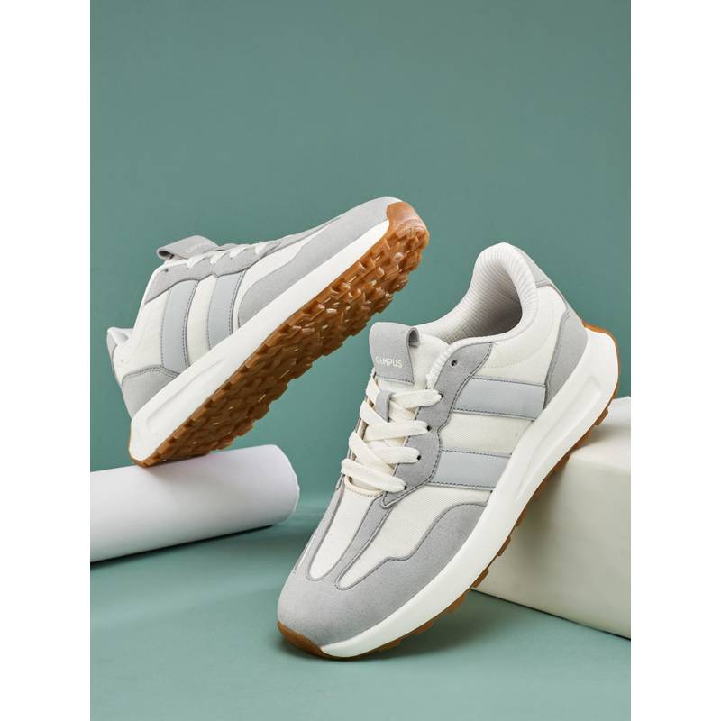 Campus Off White Sneakers (UK 7)
