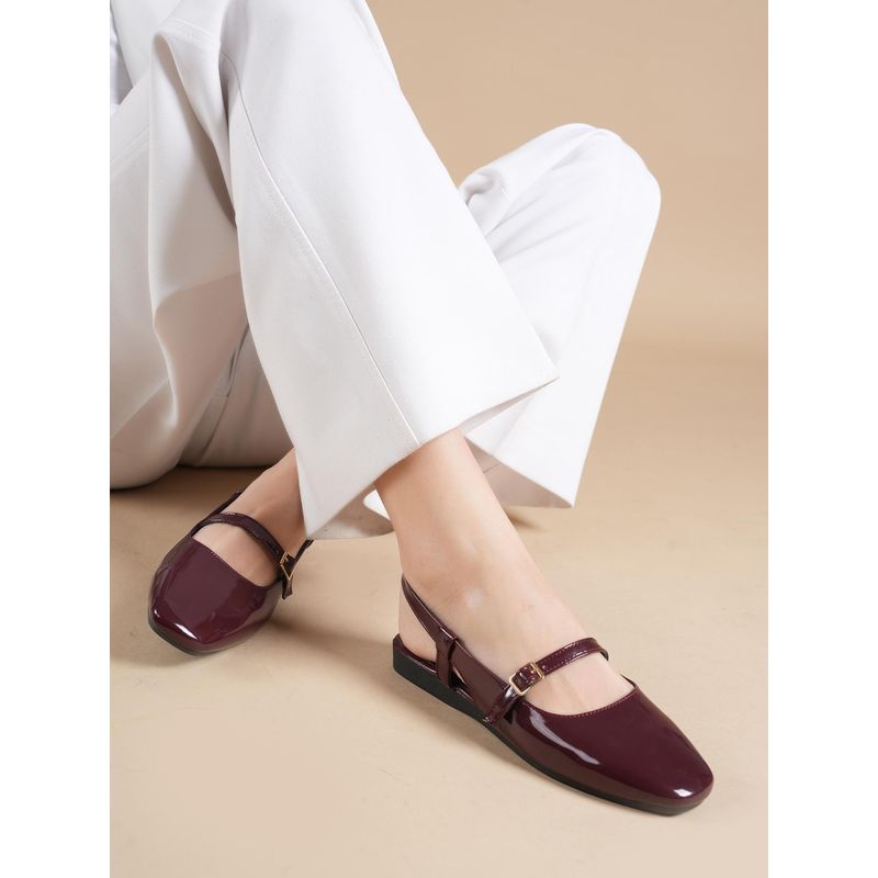 Drop Bold Womens Maroon Square Toe Sandals (EURO 36)