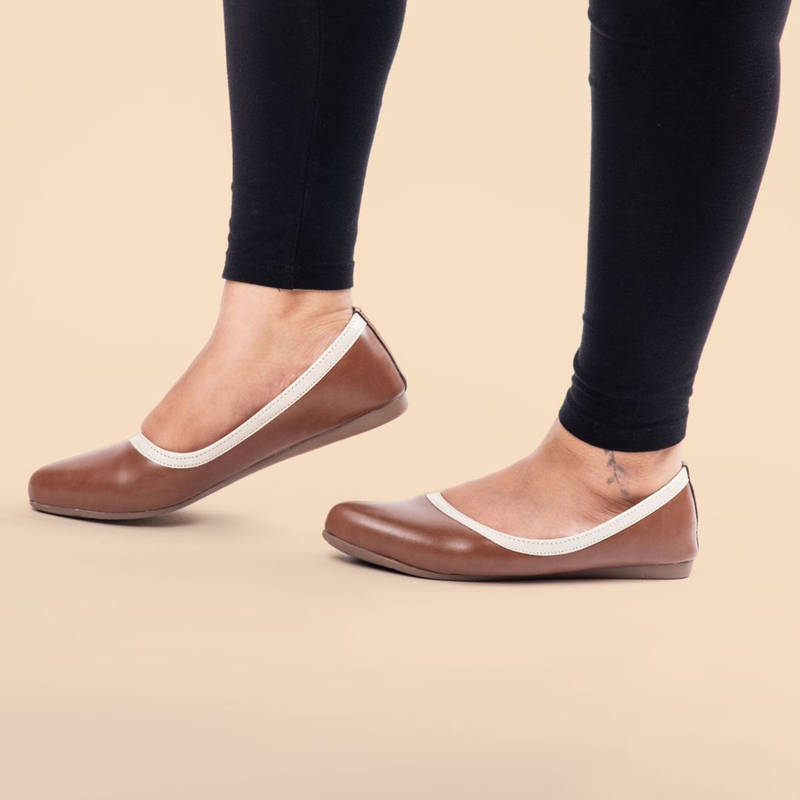 YASSIO Brown Womens Day-to-Night Chic, Striped, Pointed Toe, Comfort Bellies (EURO 37)