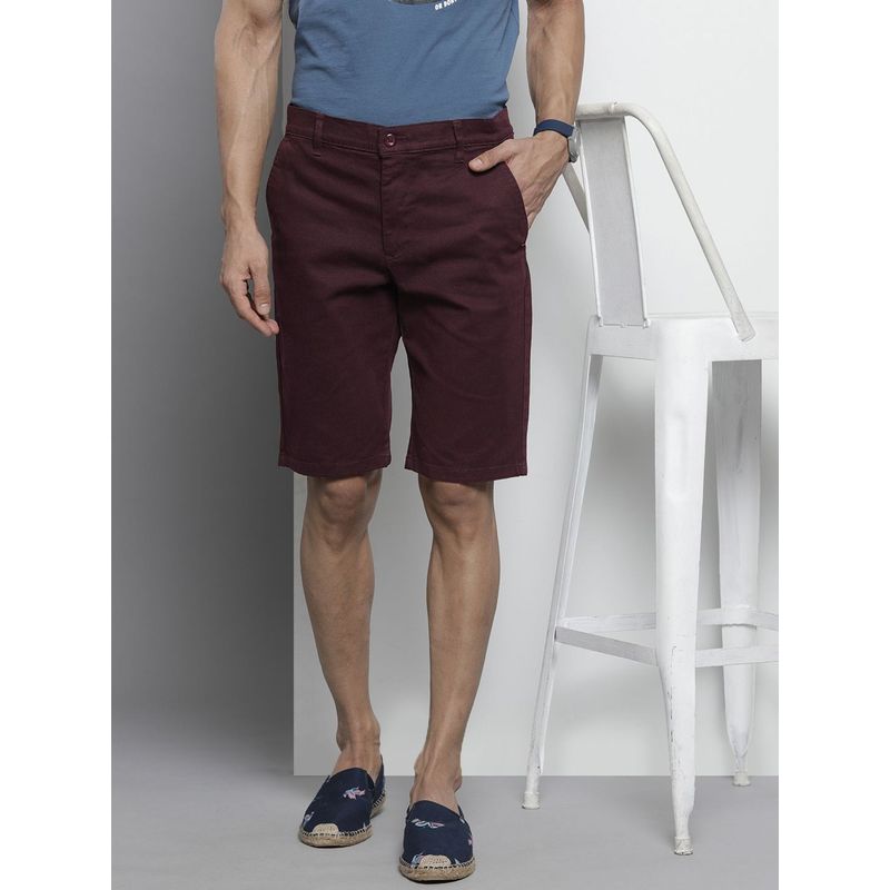 The Indian Garage Co Men Burgundy Slim Fit Solid Mid-Rise Shorts (28)