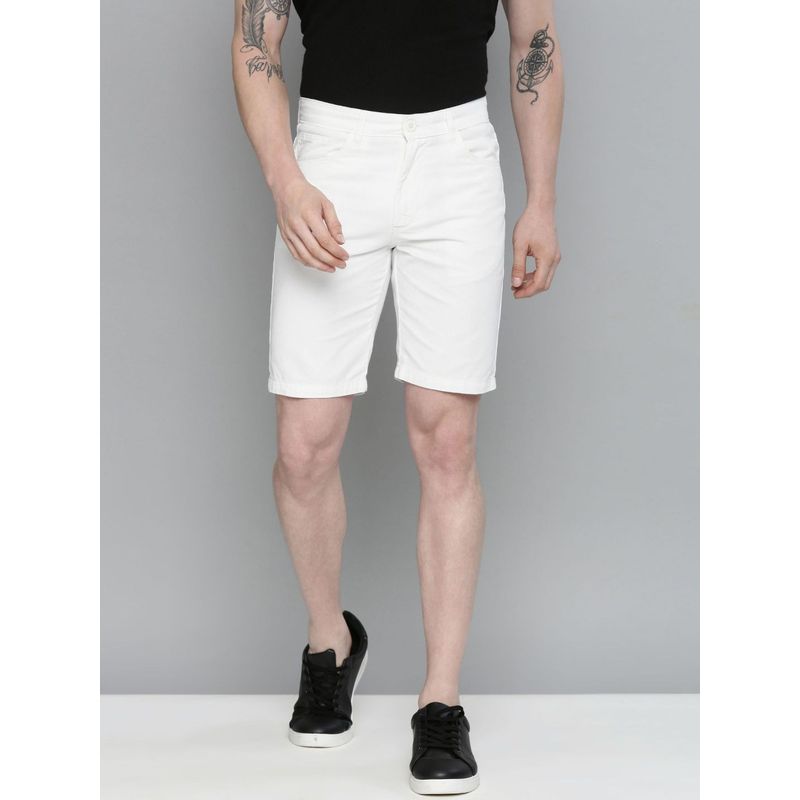 The Indian Garage Co Men White Slim Fit Solid Mid-Rise Shorts (32)