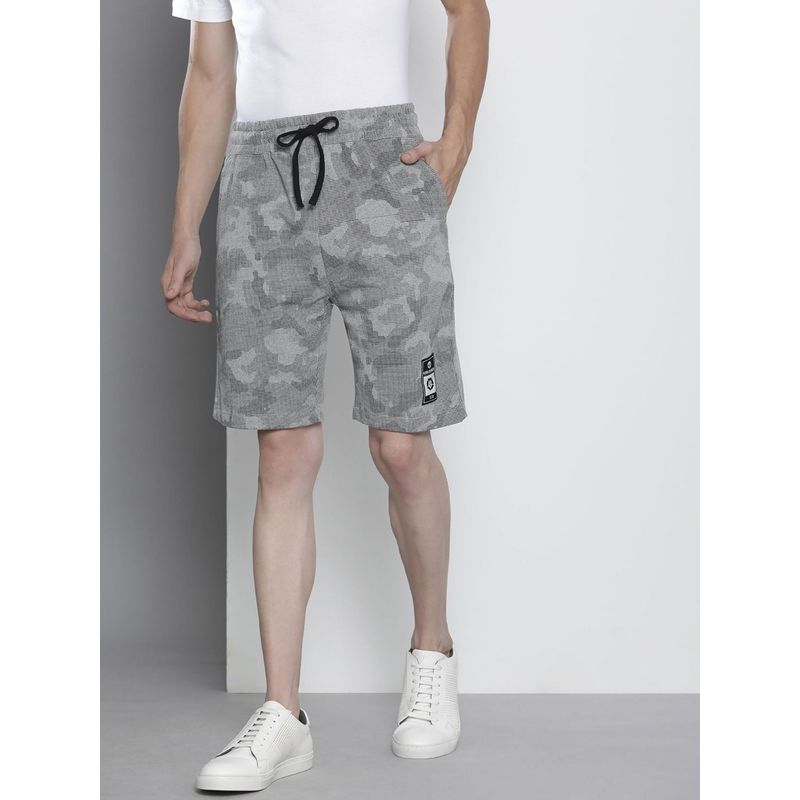 The Indian Garage Co Men Grey Regular Fit Camo Printed Mid-Rise Shorts (30)
