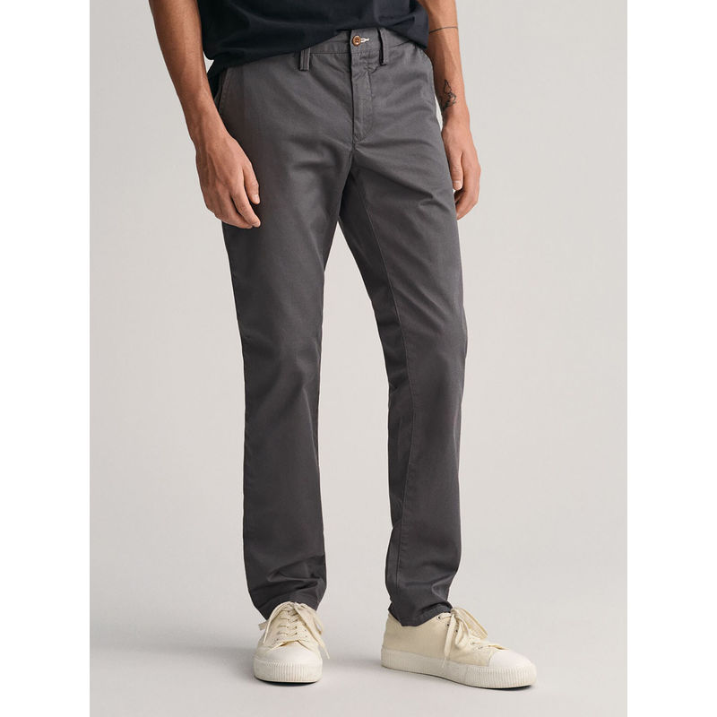 GANT Men Grey Solid Slim Fit Flat Front Chinos (34)