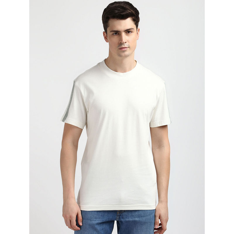 Calvin Klein Men White Color T-Shirt (M)