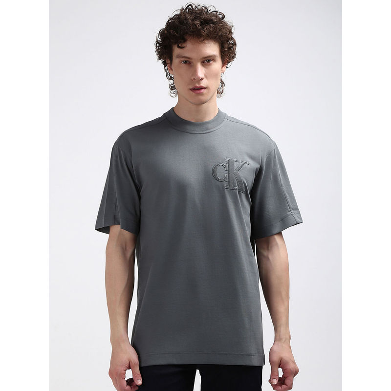 Calvin Klein Men Grey Color T-Shirt (M)