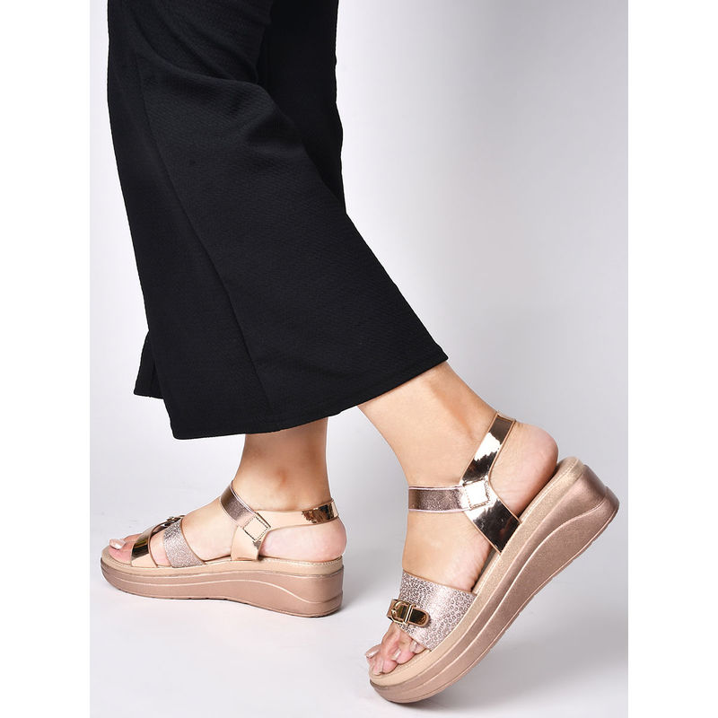 SHUZ TOUCH Women Sultan Heeled Sandals (EURO 38)