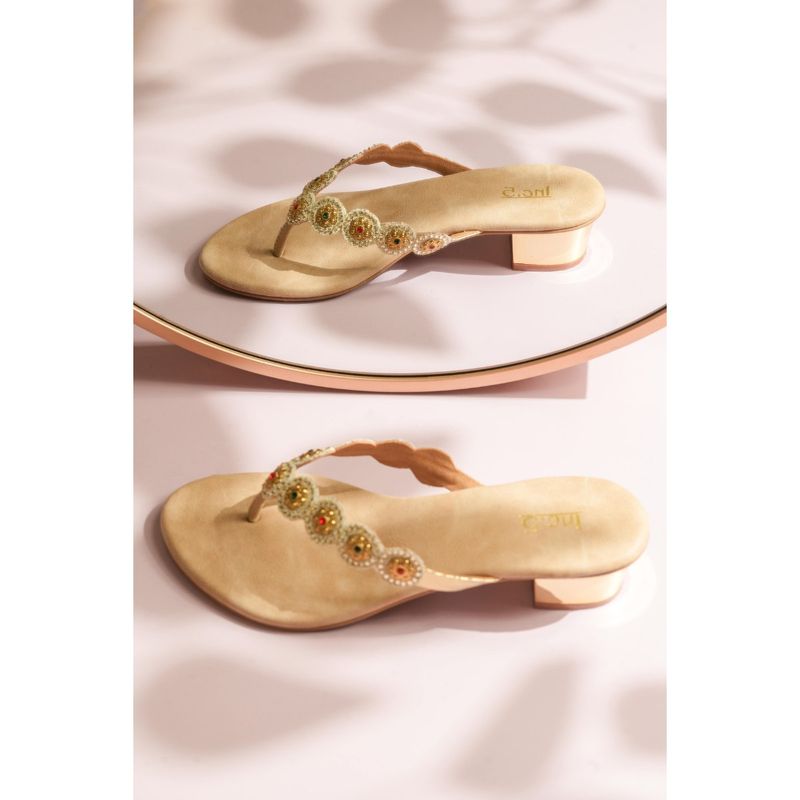 CC HIGH HEEL 25S IN BEIGE CALFSKIN WITH LOGO