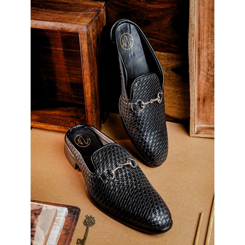 NR BY NIDHI RATHI Black Textured Mules for Men (EURO 39)