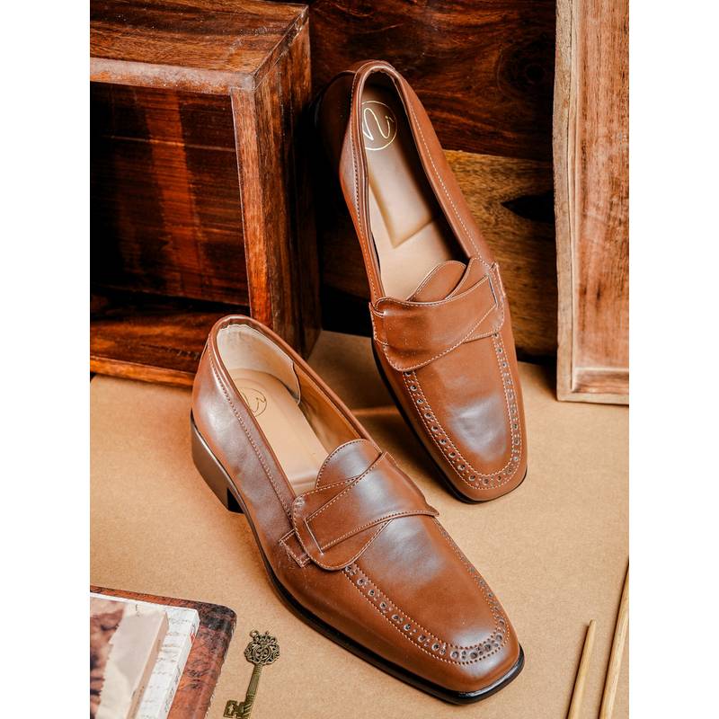NR BY NIDHI RATHI Tan Patent Loafers for Men (EURO 39)