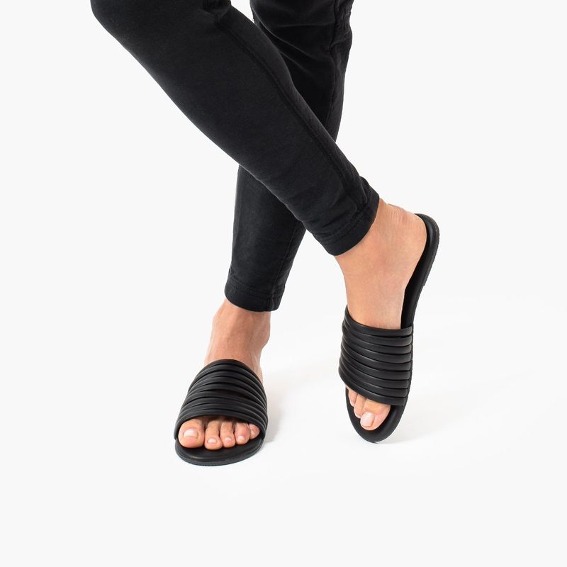 IRUSSH Memory Foam Carol Black Sliders (EURO 35)