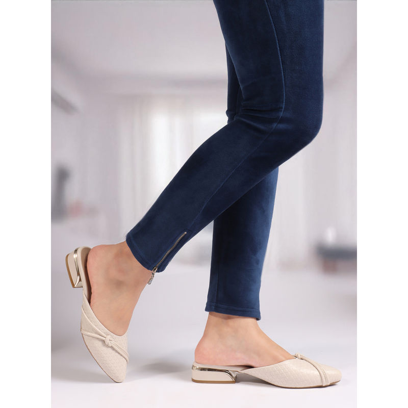 Carlton London Women Modern Knot Detail Mules Cream (EURO 36)