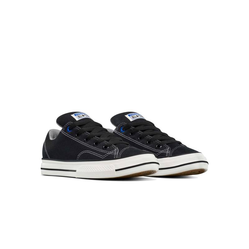Converse Unisex Chuck Taylor Puff Low Top Sneakers (UK 7)