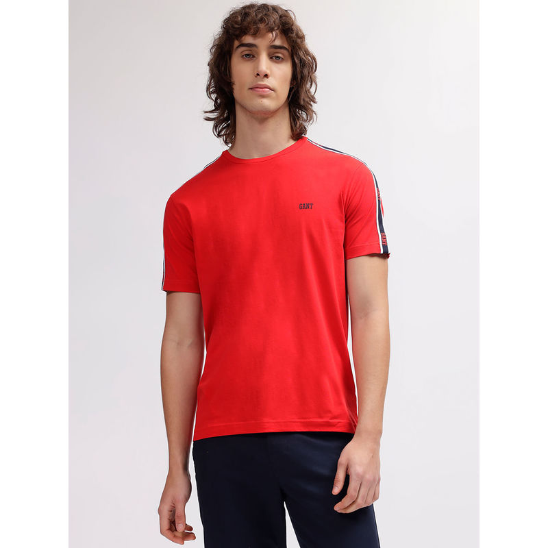 GANT Men Red Solid Round Neck Short Sleeves T-shirt (L)