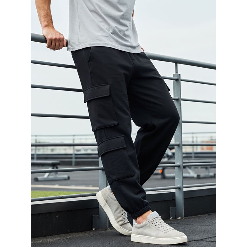 Bewakoof Heavy Duty 1.0 Men's Black Super Loose Fit Brushed Cargo Joggers (M)