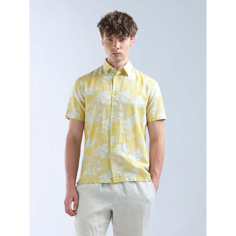 Flying Machine Men Yellow Cotton Floral Shirt (L)