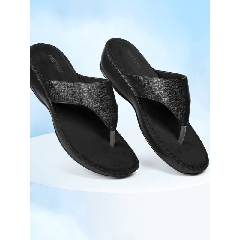 Metro Women Black Round Casual Sandals (EURO 36)