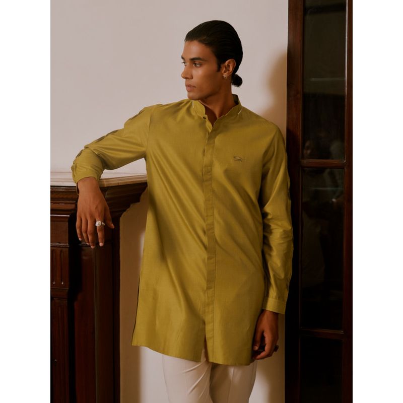 Andamen Regular Fit Men Short Length Pleats-Tucks Kurta (S)