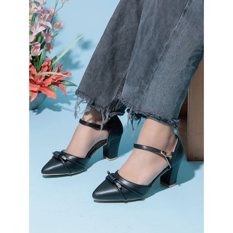 Truffle Collection Black Solid Heels (UK 3)