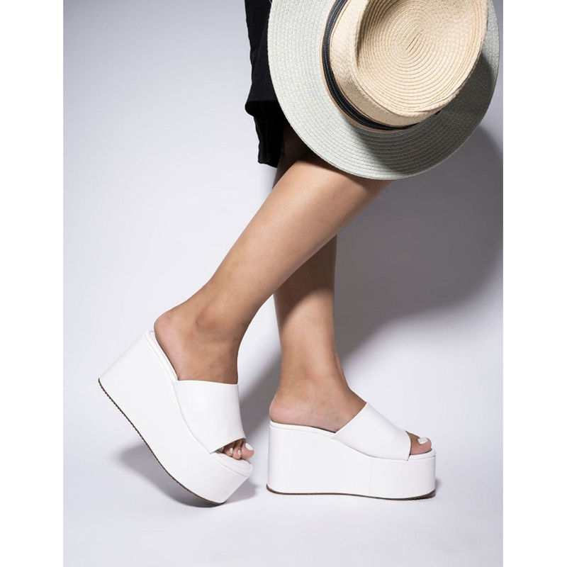 Shoetopia Fashionable Solid White Platform Heels For Women (EURO 35)