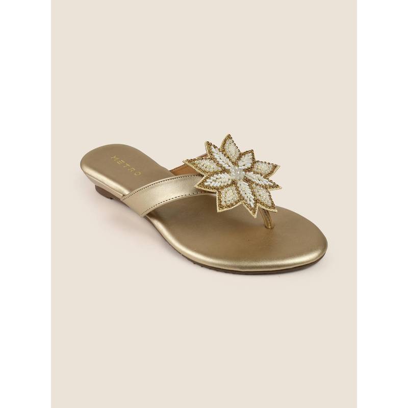 Metro Women Gold Sandals (EURO 36)