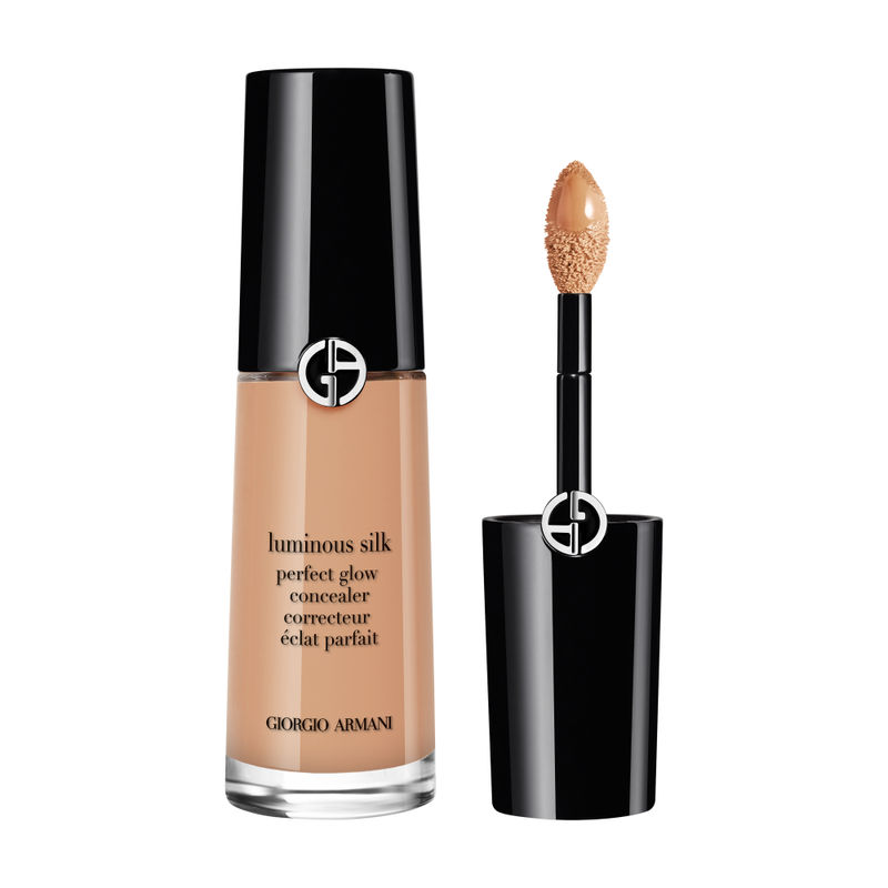 Giorgio Armani Luminous Silk Hydrating & Brightening Concealer -Buildable Coverage, Skin-like Finish