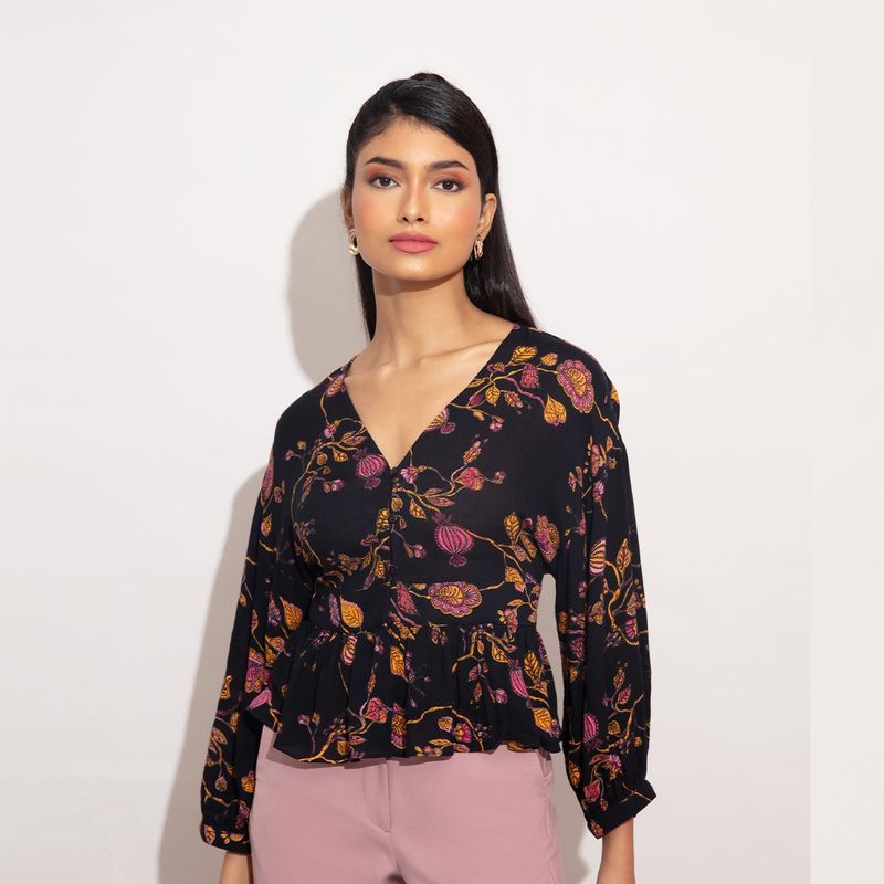 Twenty Dresses by Nykaa Fashion Multicolor Floral Printed V Neck Peplum Top (M)