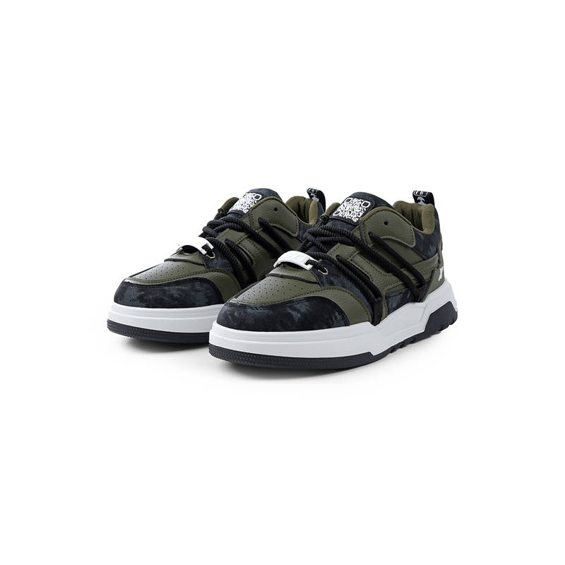 SOLETHREADS Men Olive Sneakers (EURO 40)