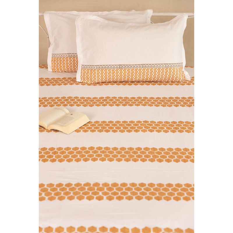 ADYA Honeycomb Hand Block Printed Cotton Bedsheet with Pillow Covers (King)