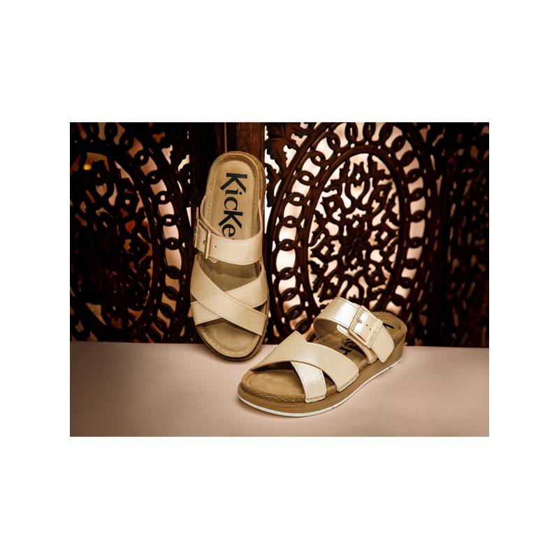 Kickers Women Kick Vega Gold Platform Sandals (EURO 36)
