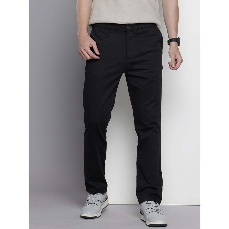 The Indian Garage Co Men Regular Fit Solid Mid-Rise Chinos Black (32)