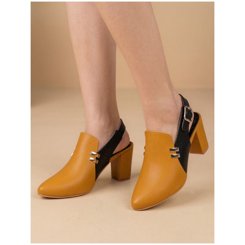 Alberto Torresi Women’s Tan and Black Slingback Block Sandals Heels (UK 3)