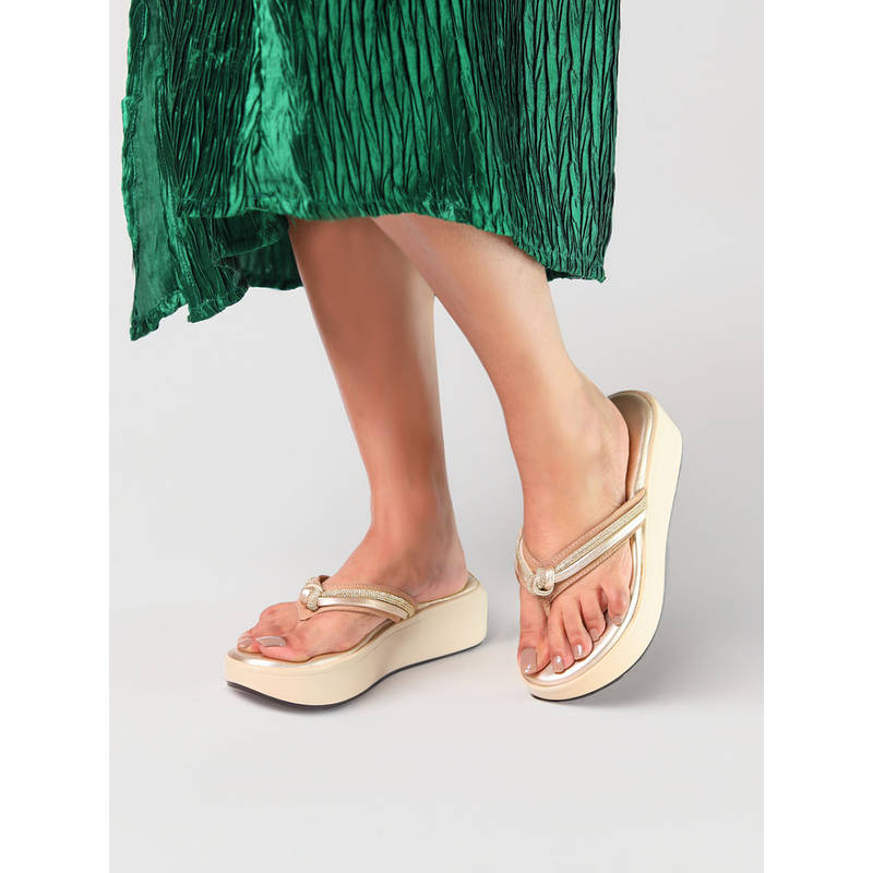Monrow Nancy Gold Platform Sandals (EURO 36)