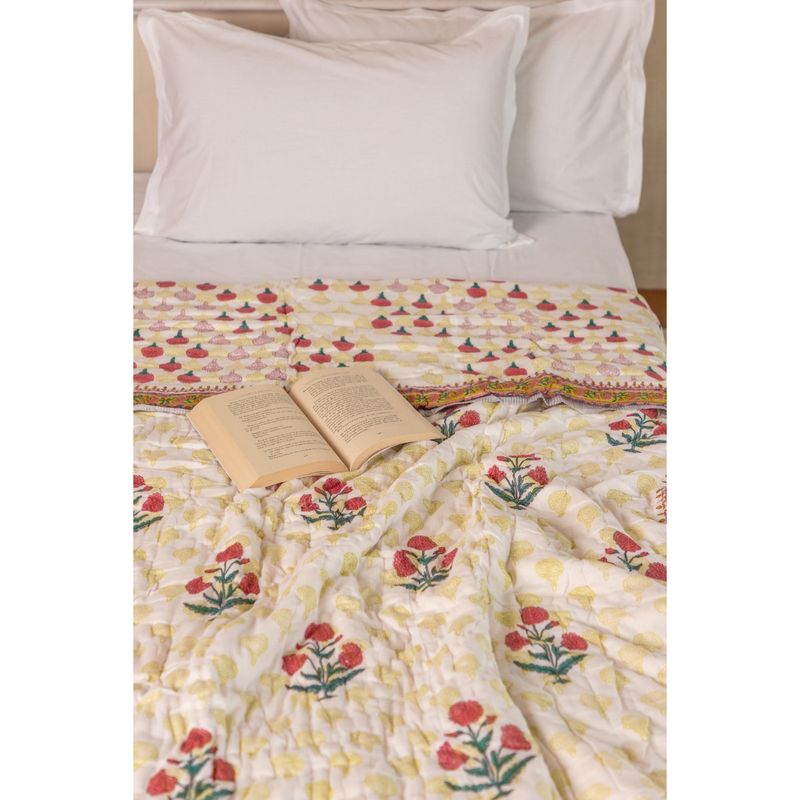 ADYA Margarita Marigold Cotton Single Quilt (Single)