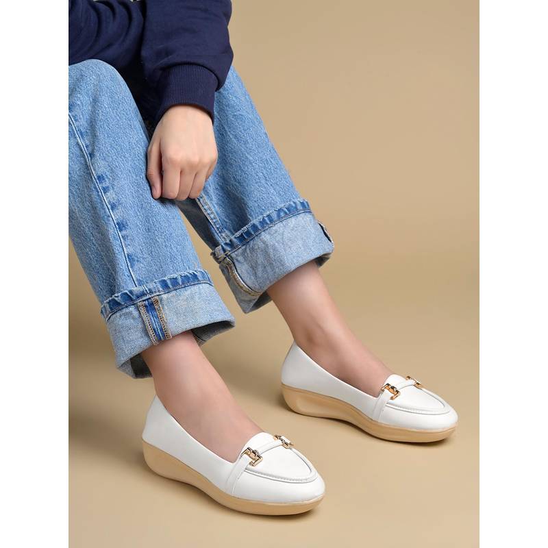 Shoetopia White Urban Sage Comfort Loafers (EURO 36)