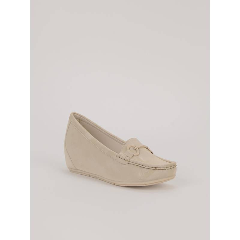SCENTRA Women Cream Loafers (EURO 36)