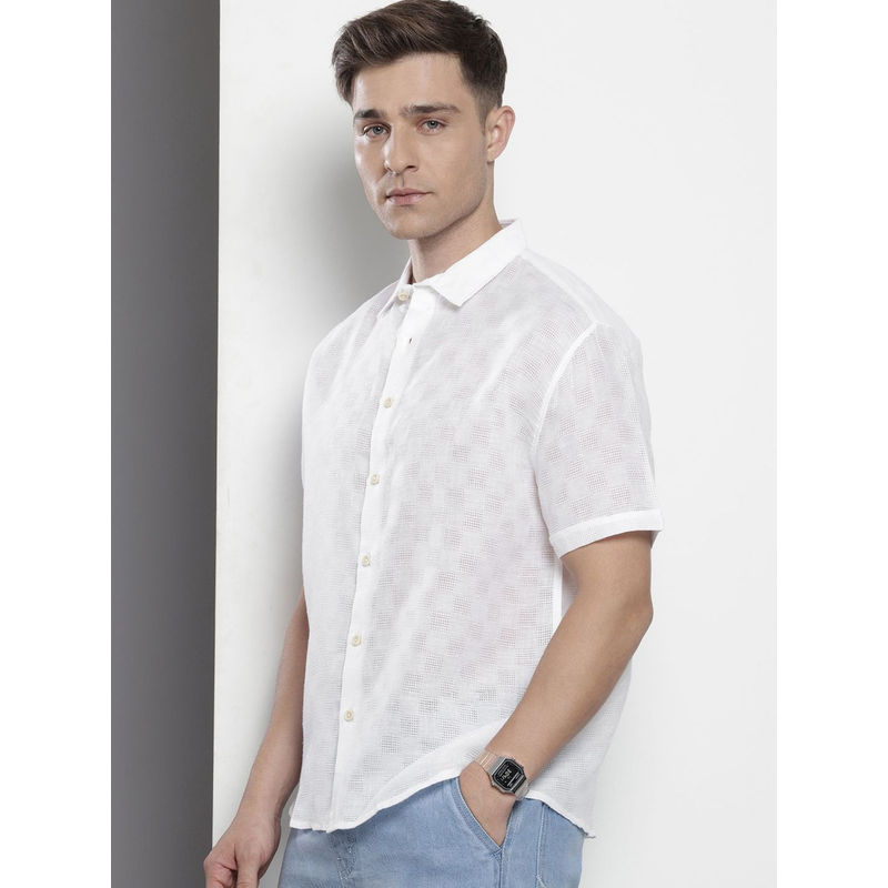 The Indian Garage Co Men Relaxed Fit White Self Design Half Sleeves Cutaway Collar Shirt (S)