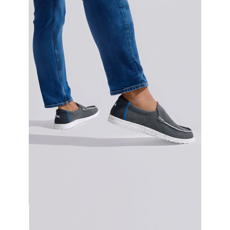 Neeman's Canvas Wanderers Slip On Black Shoes (UK 10)