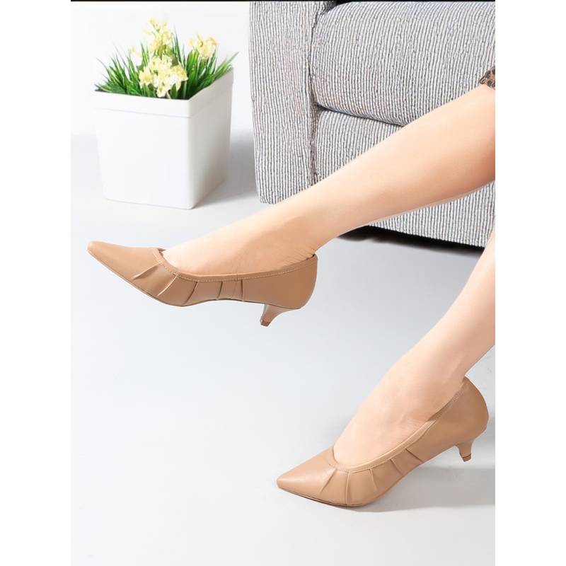 Carlton London Beige Slip-On Pointed Toe Women Pump Heels (EURO 38)
