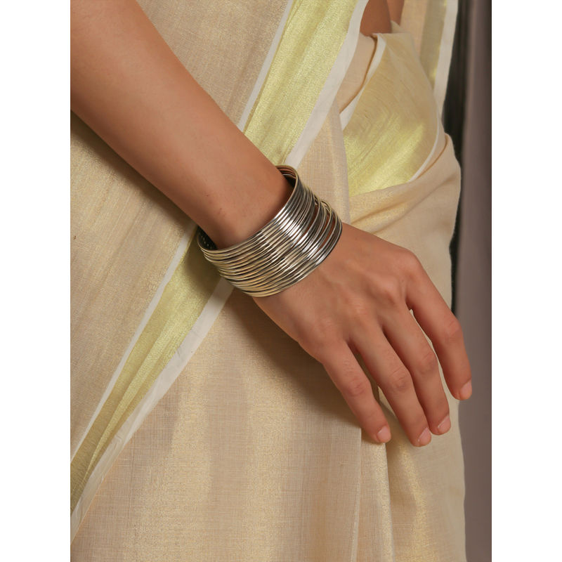 Simple hot sale metal bangles