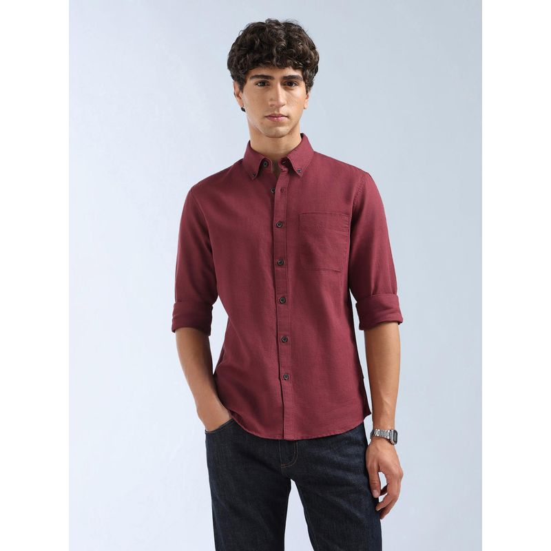 Flying Machine Red Solid Regular Shirt (42)