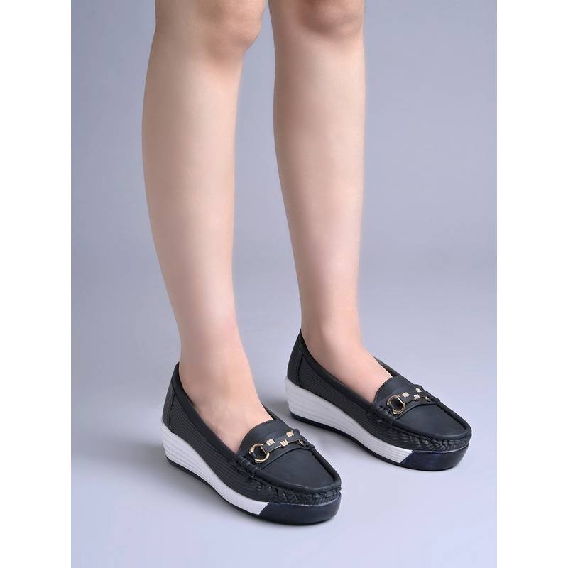 Shoetopia Women Buckle Accent Wedge Loafers - Black (EURO 36)