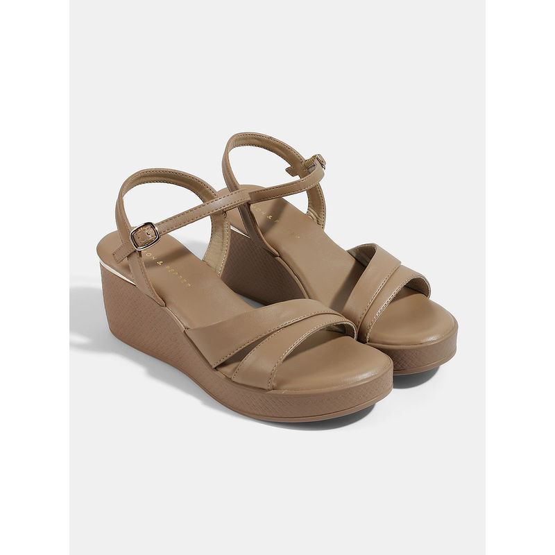 Lemon & Pepper Beige Wedge Heel Sandals (EURO 38)