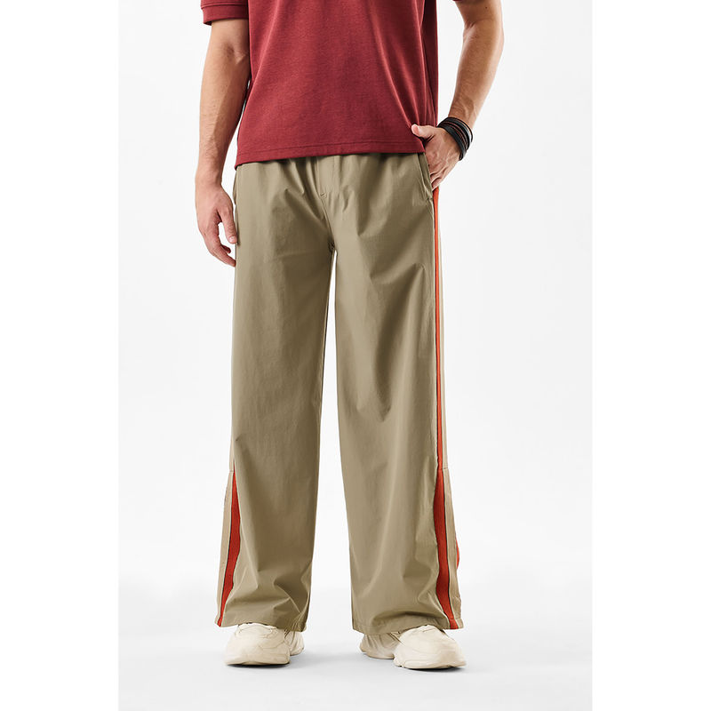 Snitch Beige Solid Relaxed Casual Track Pants for Men (32)