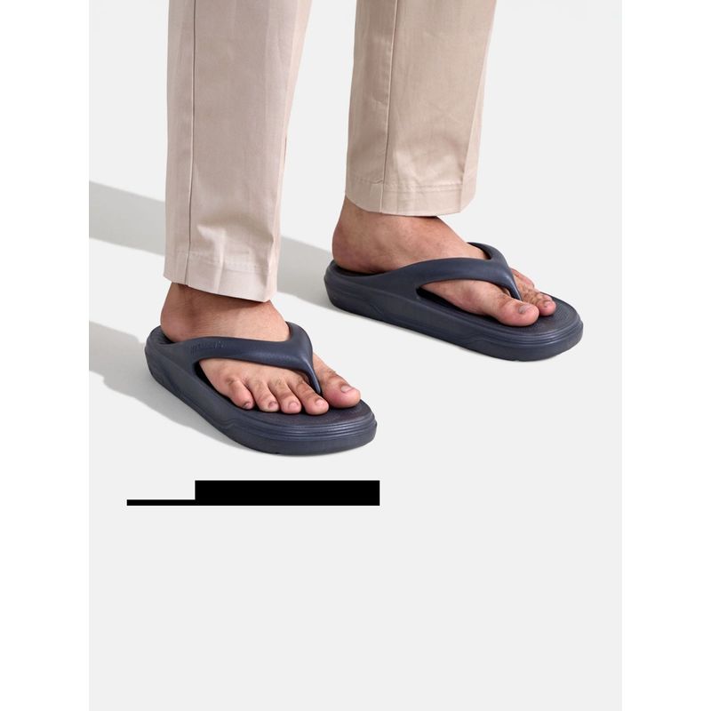 Neeman's Unisex Grey Solid Cushers Flipflops (UK 10)