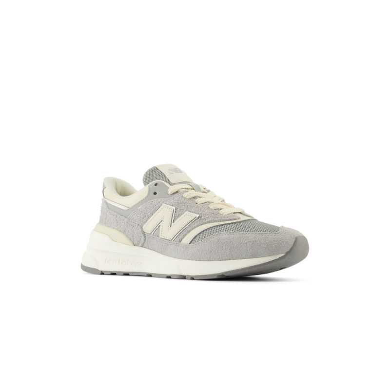 New Balance Men Grey Running Shoes (UK 8)