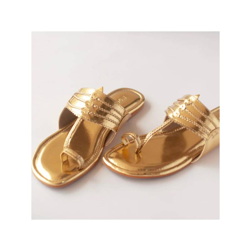 AUZORI Women Soleia Gold Kolhapuri Flats - Gold (EURO 36)